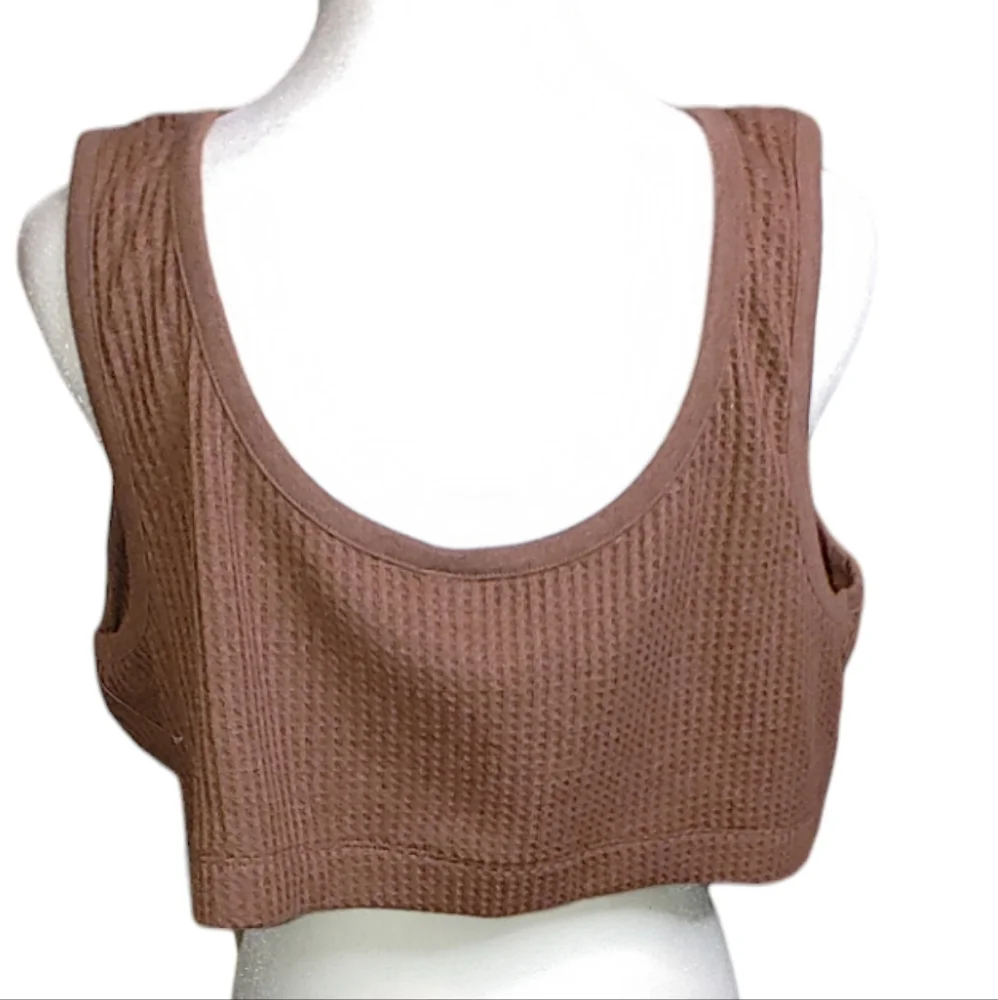 Old Navy 3X crop top - Picture 2 of 3